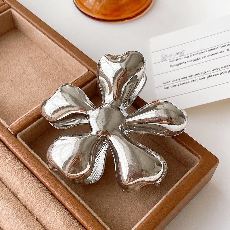Flower Hair Clip Retro Feeling Back Head
