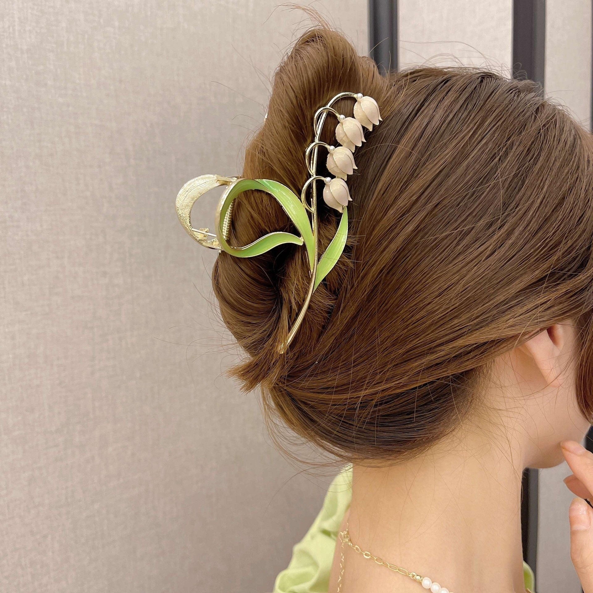 Best Lily Of The Orchid Simple Versatile Large Women's Zinc Alloy Hair Clip