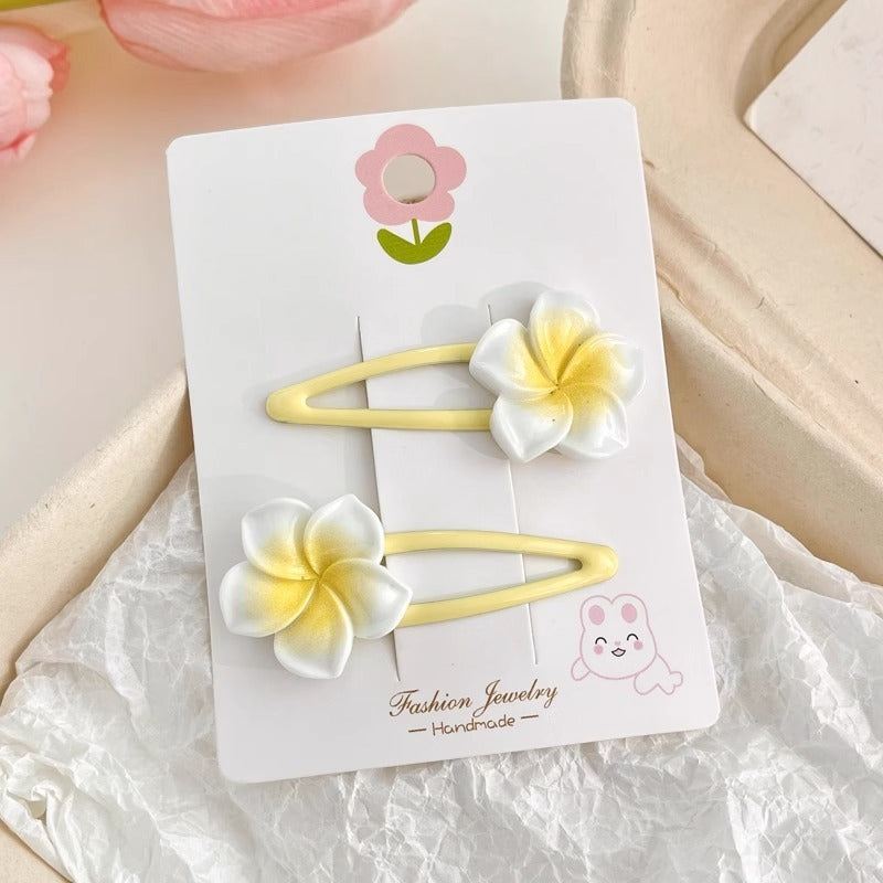 Plumeria Rubra Barrettes Female Side Cute