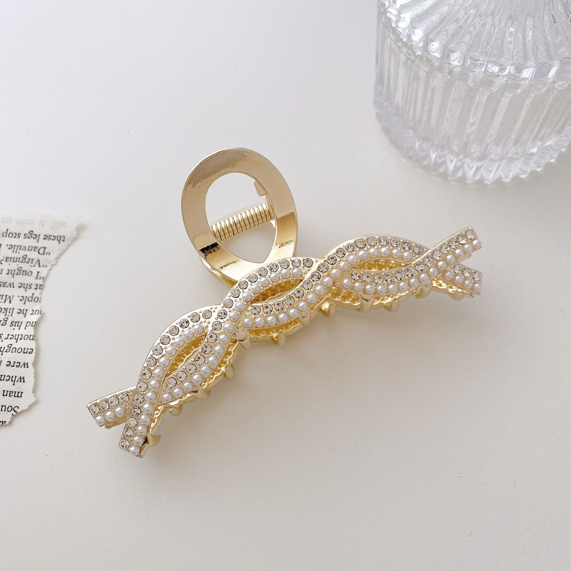 Temperament And Fully-jewelled Bear Large Grip Ponytail Hair Claw Girl Headdress Hairpin Shark Clip Korean Online Red Hair Ornament