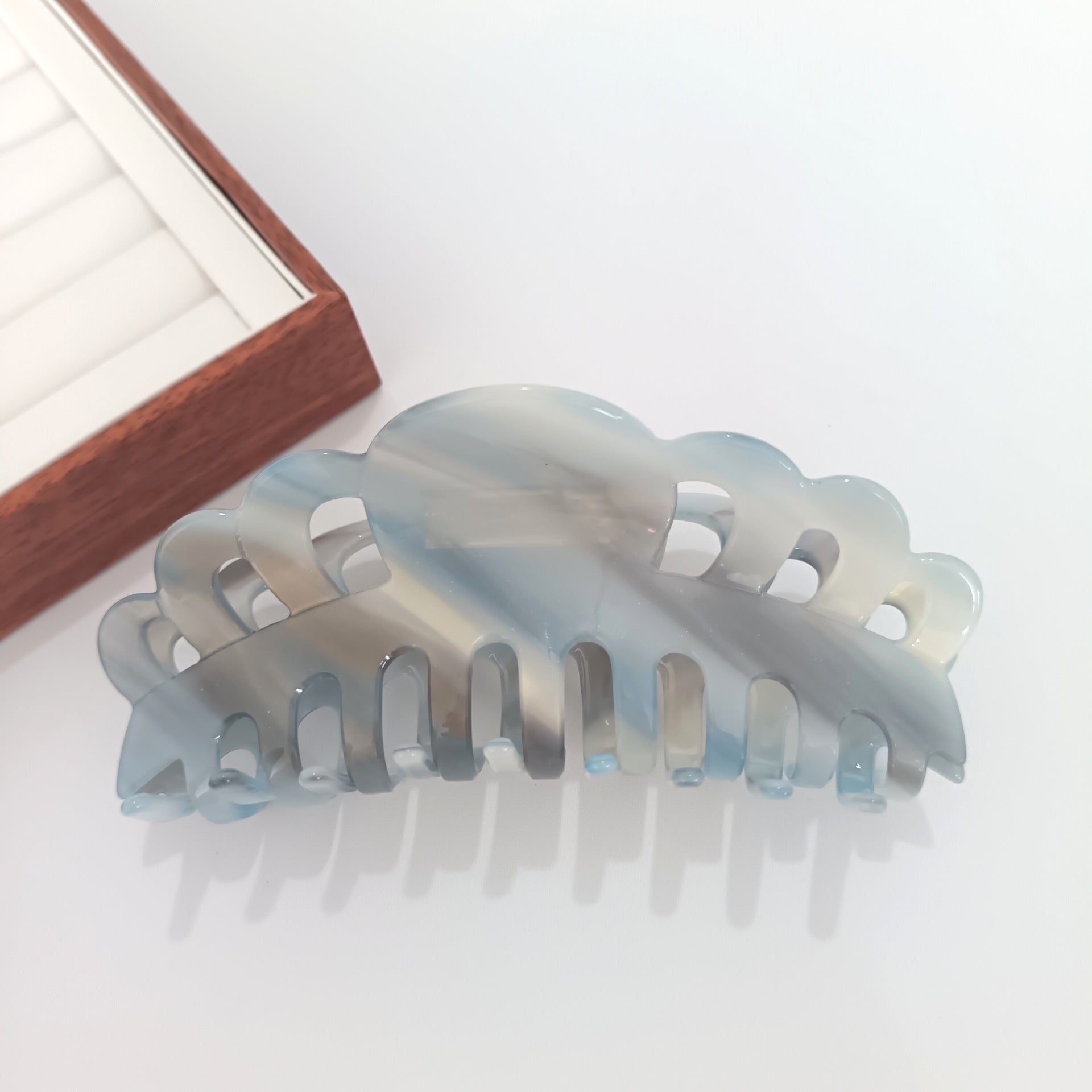Fashion Oversized Crown Acetate 14cm Barrettes