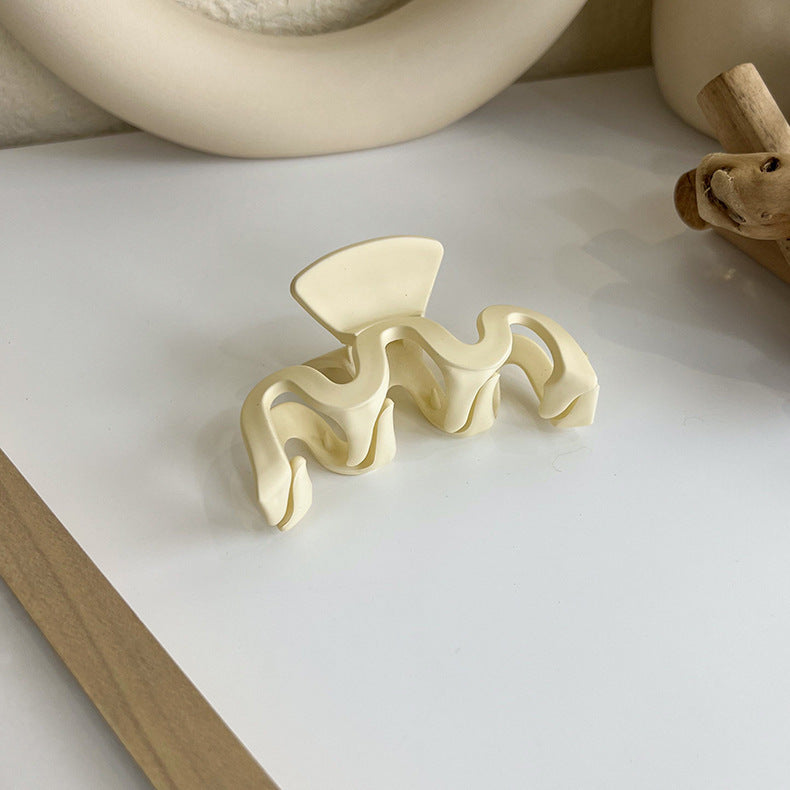 Brown-colored Back Of The Head Large Plate Hair Clip