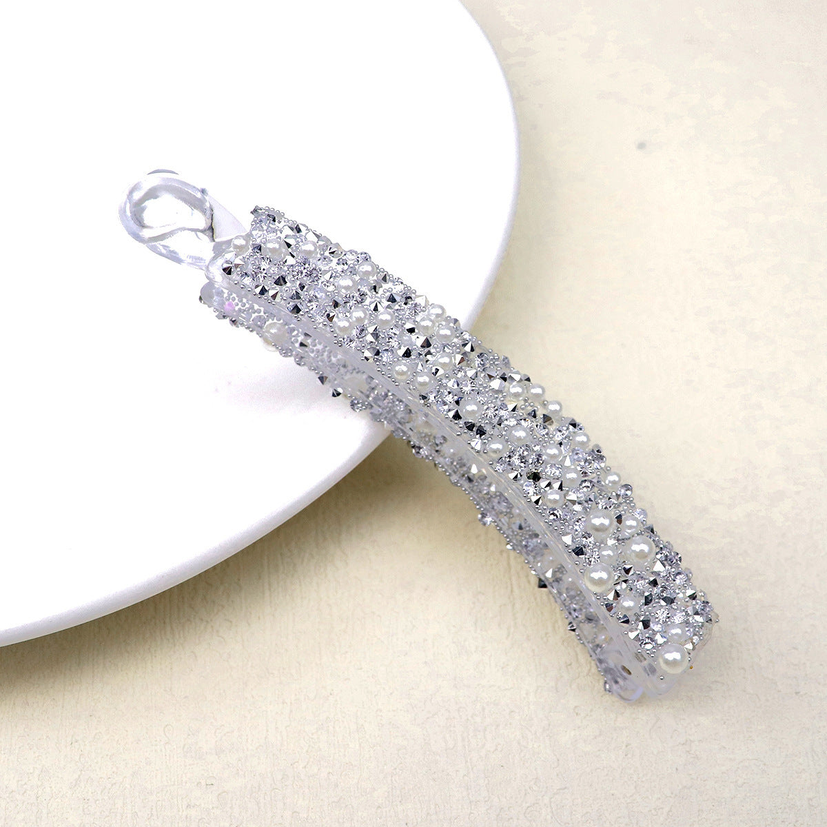 Diamond In The Debris 10cm Banana Clip Pearl Hair Bun