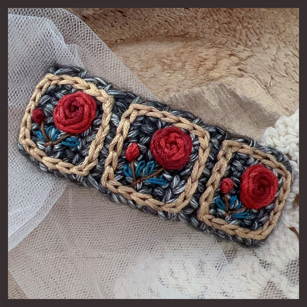 Retro Heavy Industry Pearl Three-dimensional Embroidery Wool Hair Clip
