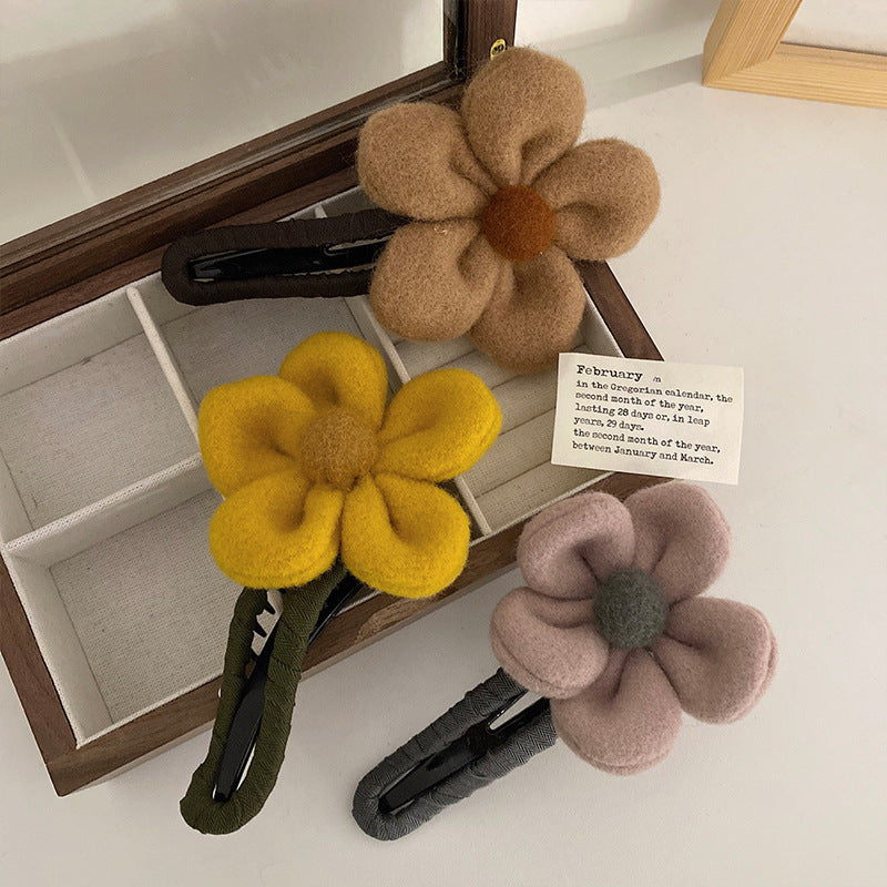 Best Women's Airy Large Floral Hair Clip