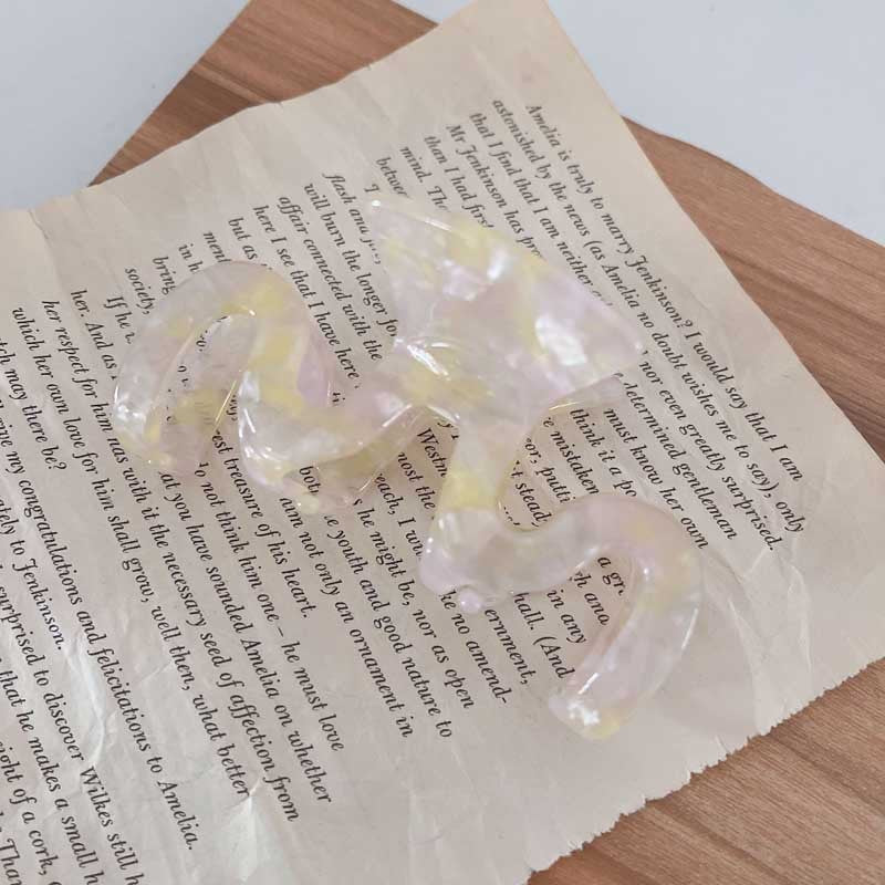 M-type Acetic Acid Simple Graceful Niche Designer Hawksbill Wave Tooth Hair Claw Lazy Hair Clip