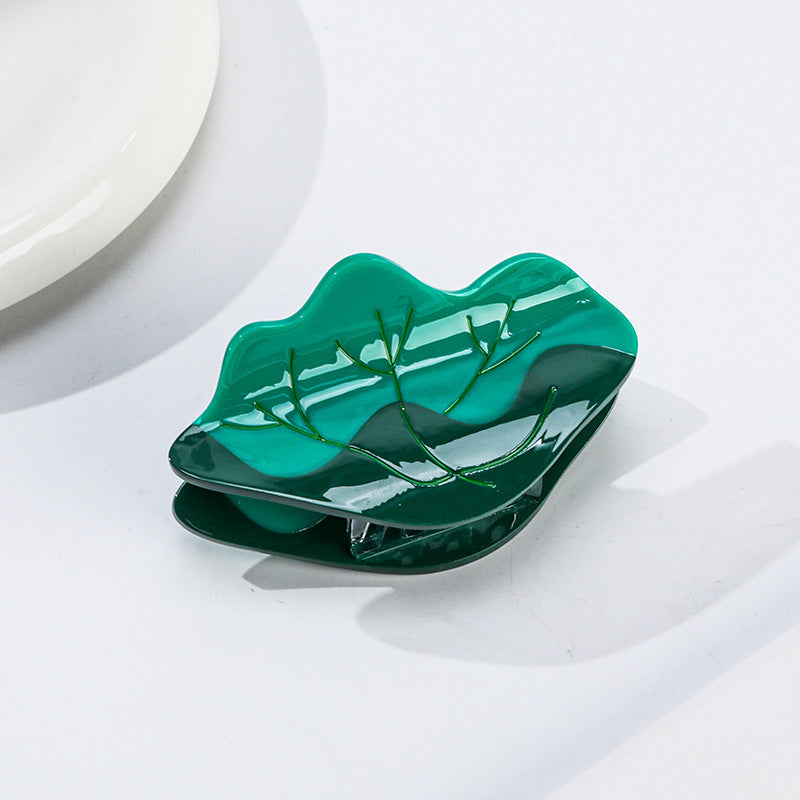High Stylish Textured Creative Lotus Shark Catch Barrettes