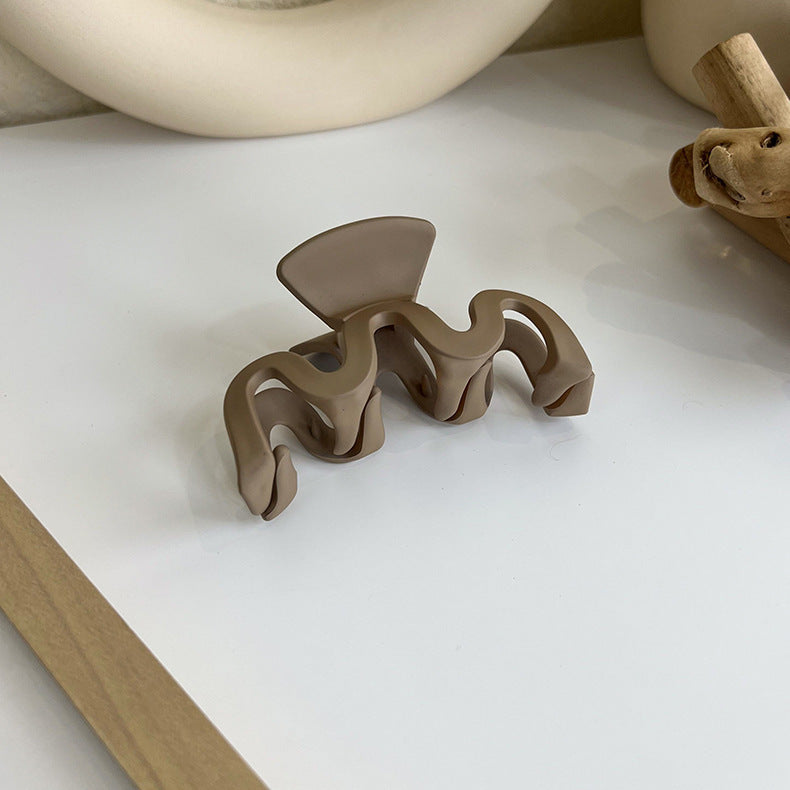 Brown-colored Back Of The Head Large Plate Hair Clip