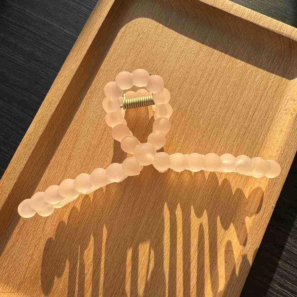 Lady Updo Shark Clip Hair Accessories