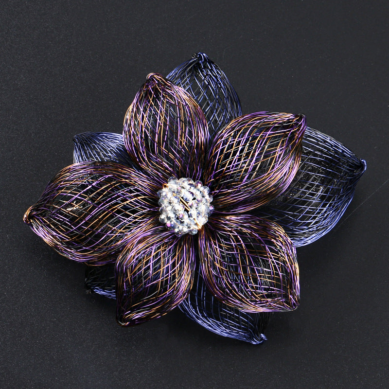 Women's Fashionable Simple Floral Shaped Spring Hair Clip