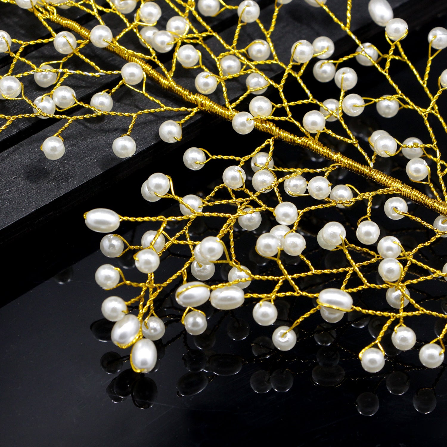 Best The bride wedding outdoor shooting handmade pearl comb shape sample leaves hair headdress
