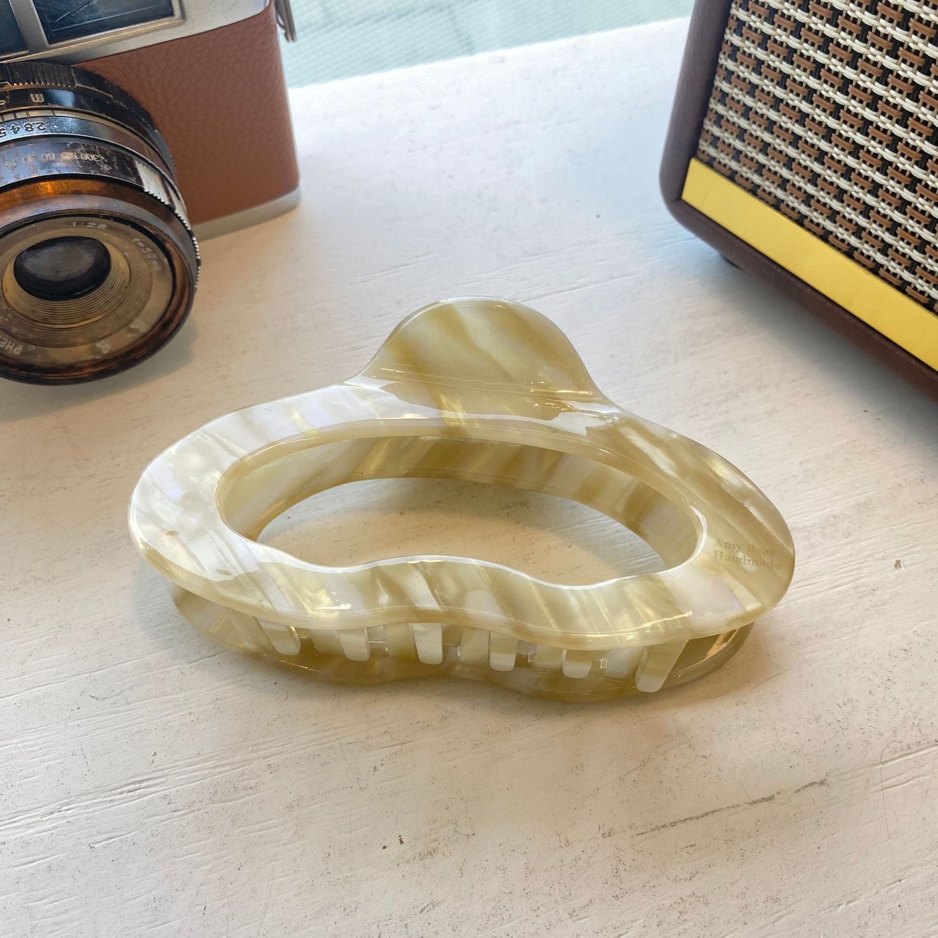 Large Cloud Acetate Thickened Barrettes