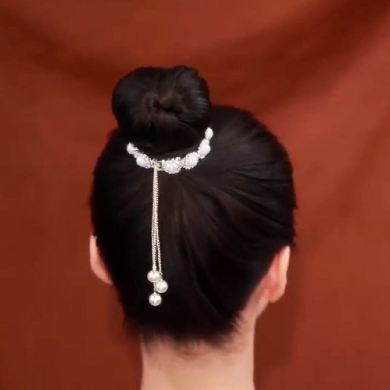 Pearl Rhinestone Fringe Woman's Head Hair Clip