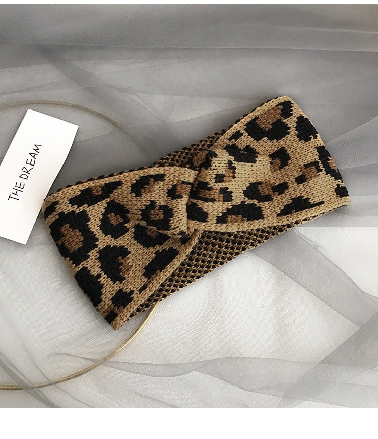 Retro Fashion Leopard Knit Headband With Wash Face Wide Side