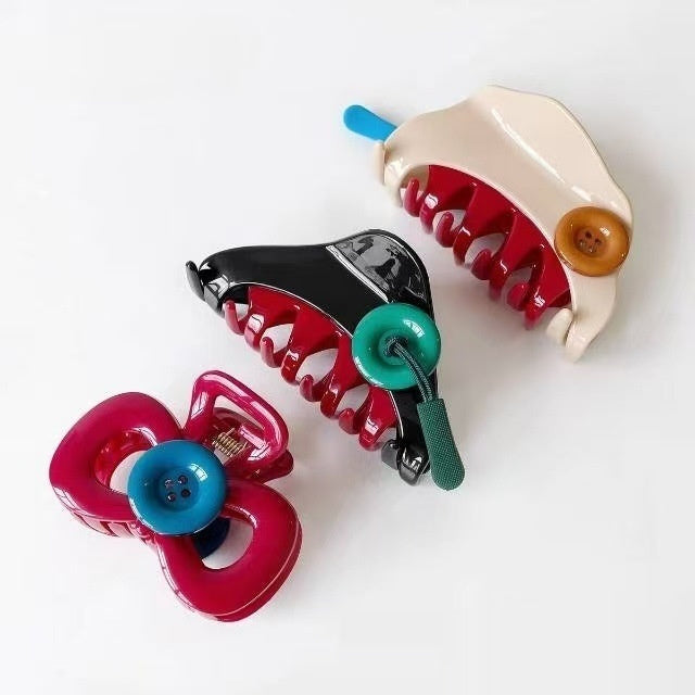 Fashion Temperament Red Triangle Barrettes