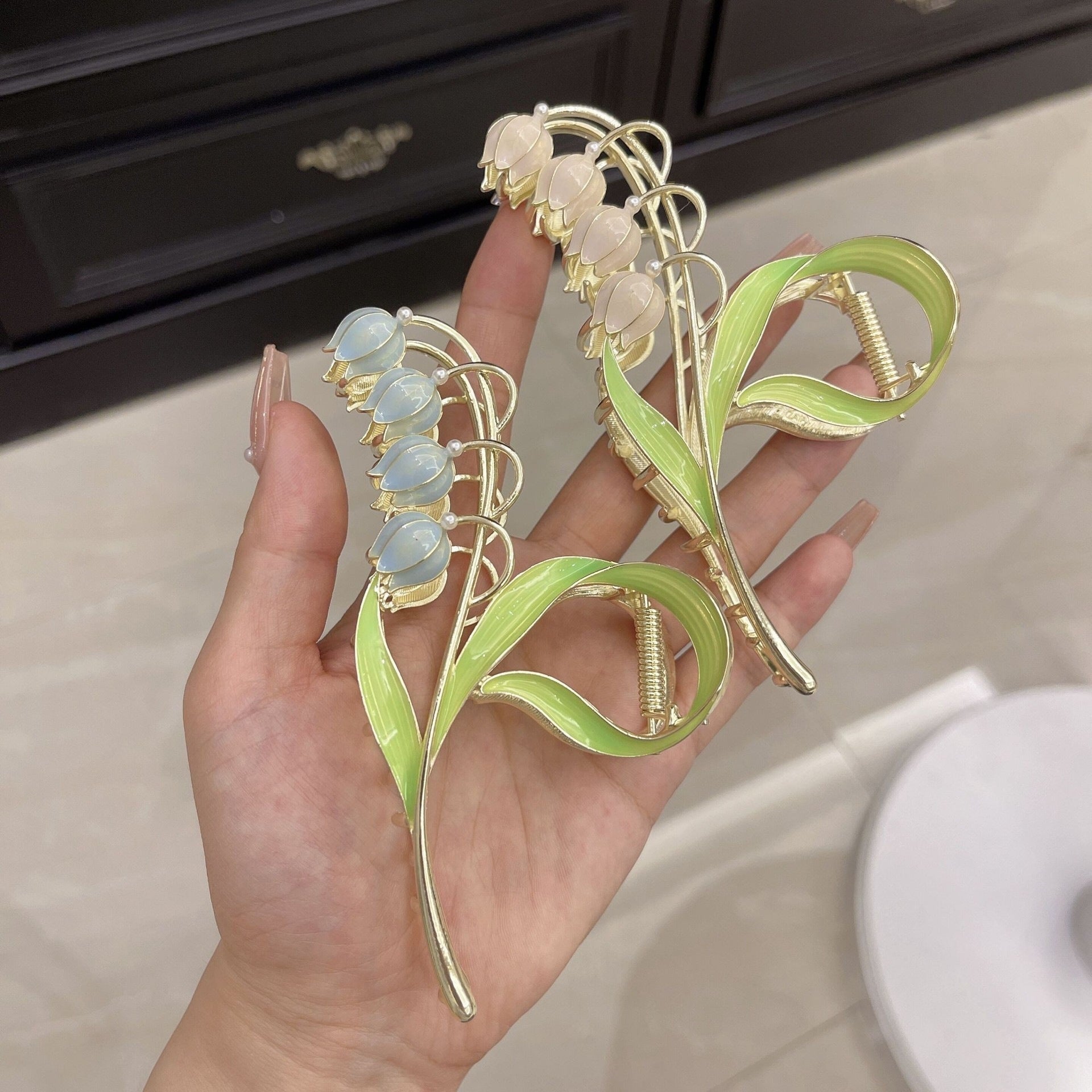 Best Lily Of The Orchid Simple Versatile Large Women's Zinc Alloy Hair Clip