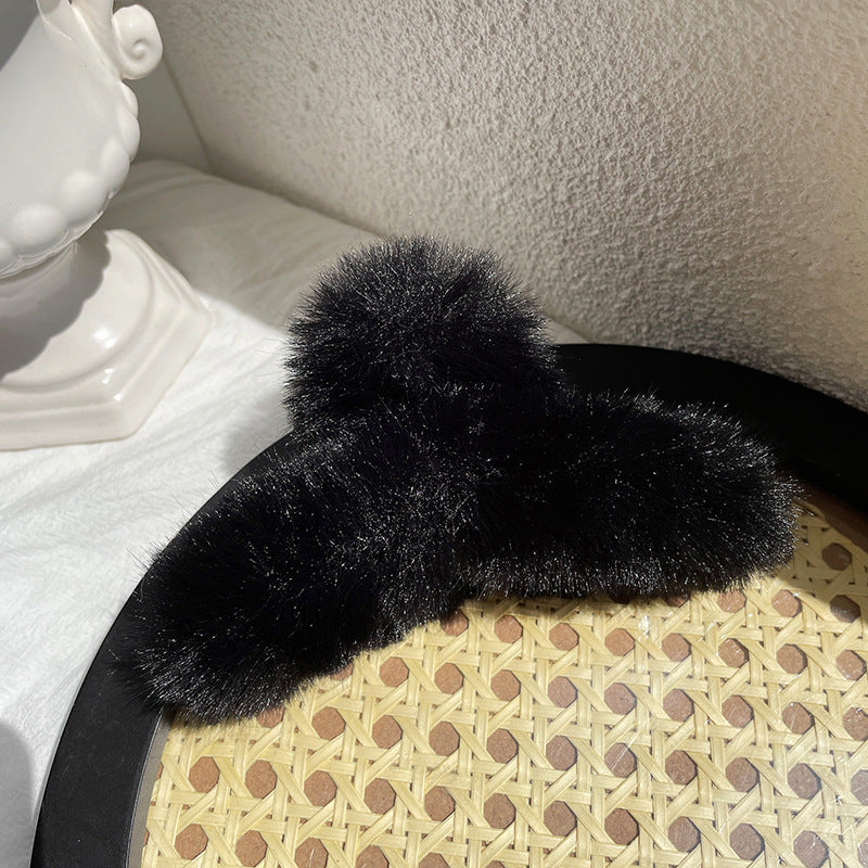 Women's Fashion Simple Plush Hair Clip