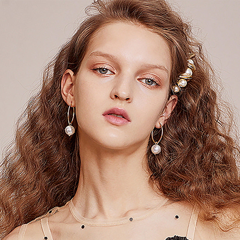Temperament Wild Pearl Hair Clip