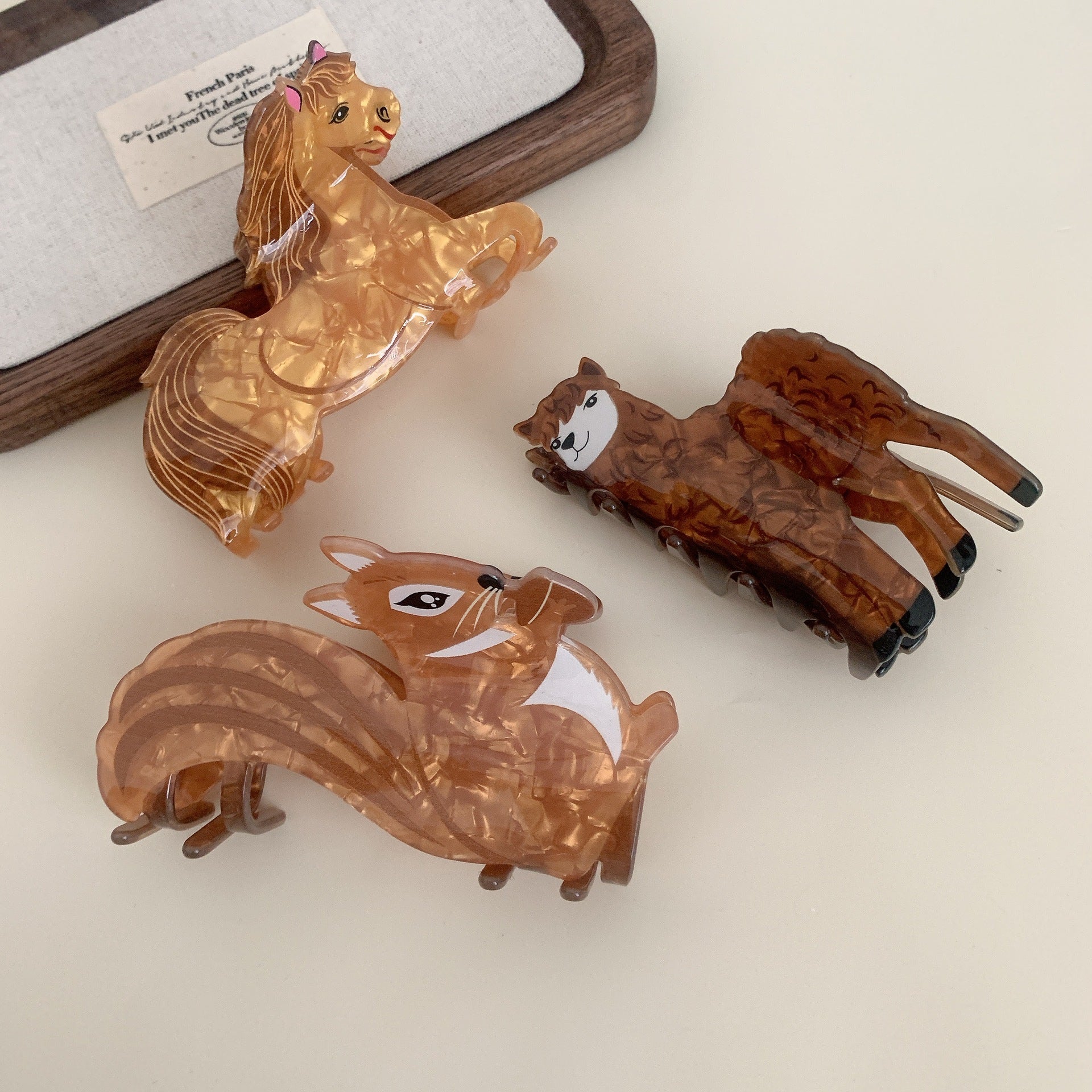 Hair Claw Acrylic Jaw Clip Sweet Back Head Barrettes Over Cute Hair Updo Shark Clip