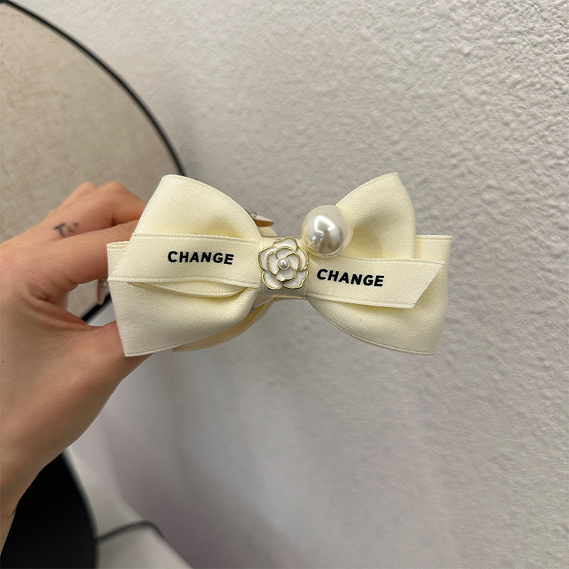 Retro Exquisite Camellia Bowknot-shape Lock Hair Clip