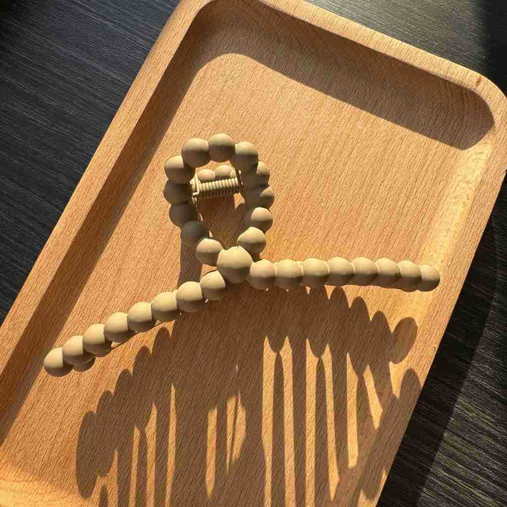 Lady Updo Shark Clip Hair Accessories