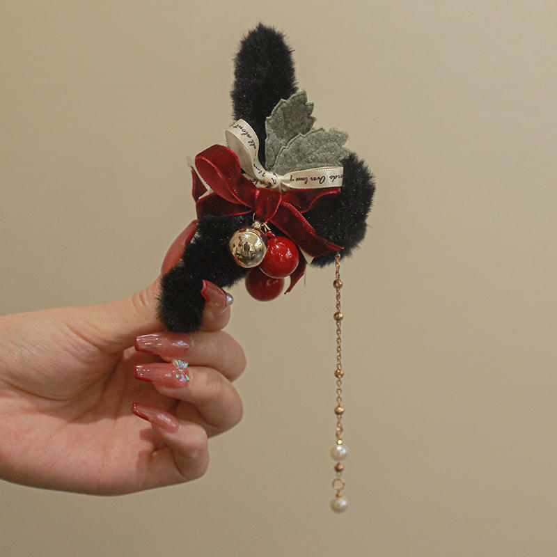 Best Plush Girl Bell Clip Christmas Hair Ornament
