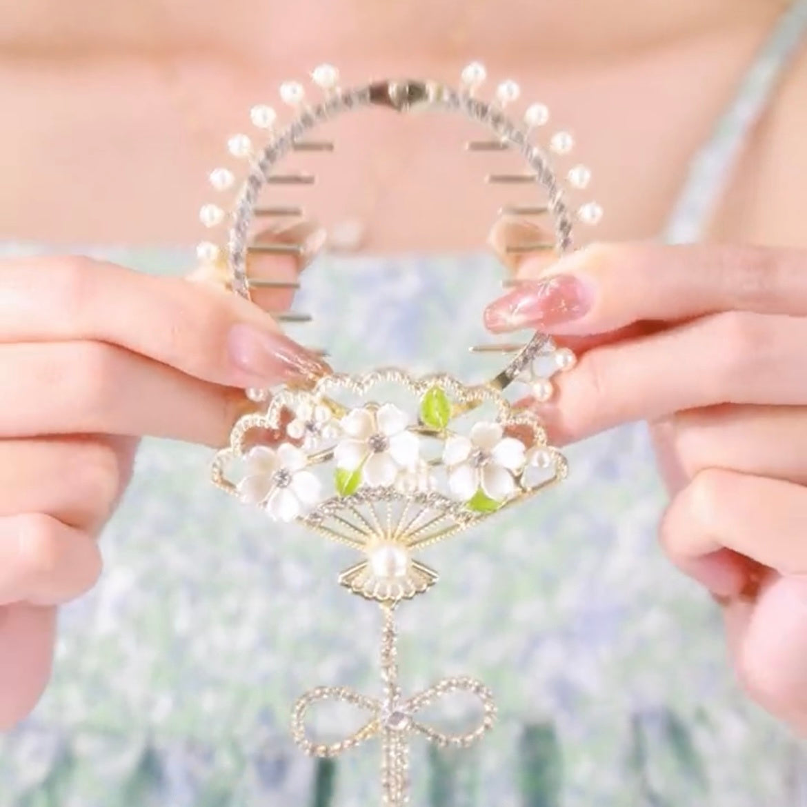 Super Long Tassel Fan Ball Hair Clip