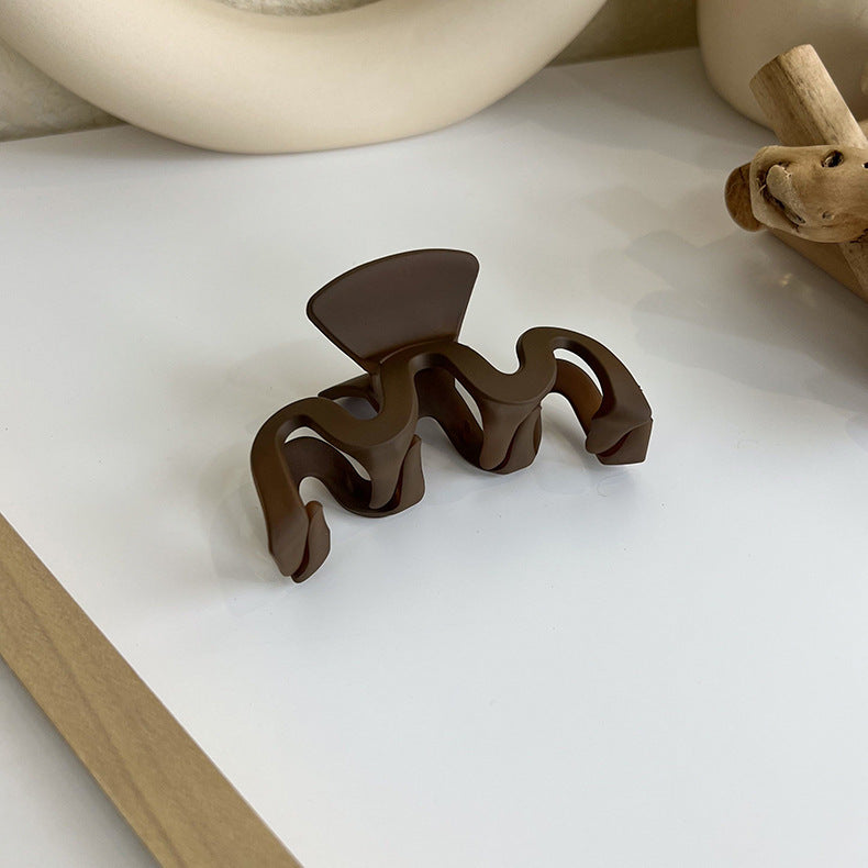 Brown-colored Back Of The Head Large Plate Hair Clip