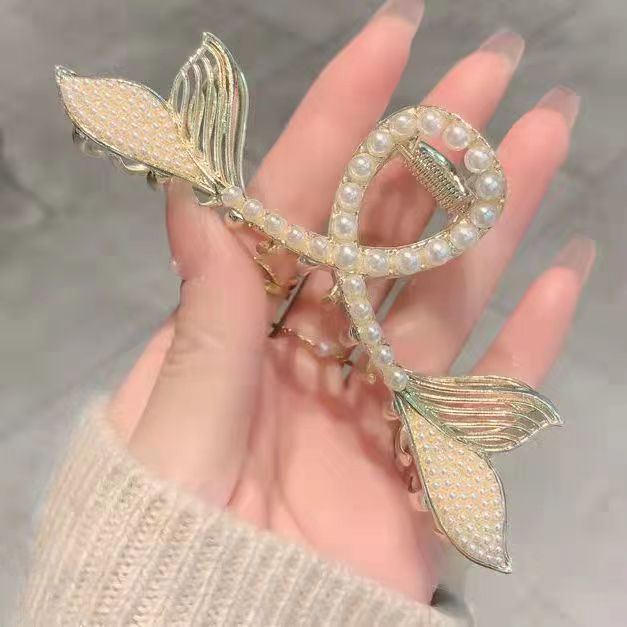 Temperament And Fully-jewelled Bear Large Grip Ponytail Hair Claw Girl Headdress Hairpin Shark Clip Korean Online Red Hair Ornament