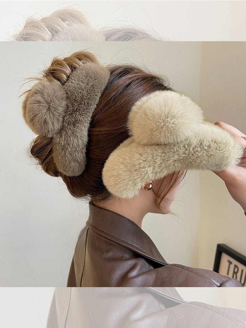 Oversized Rabbit Plush Grab Clip Senior Sense Light Luxury Hair Clip Female