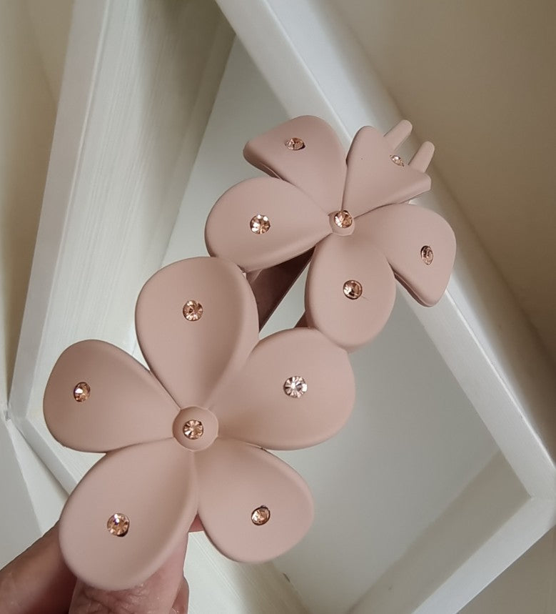 Best Women's Temperament Fashion Rhinestone Back Of The Head Hair Clip