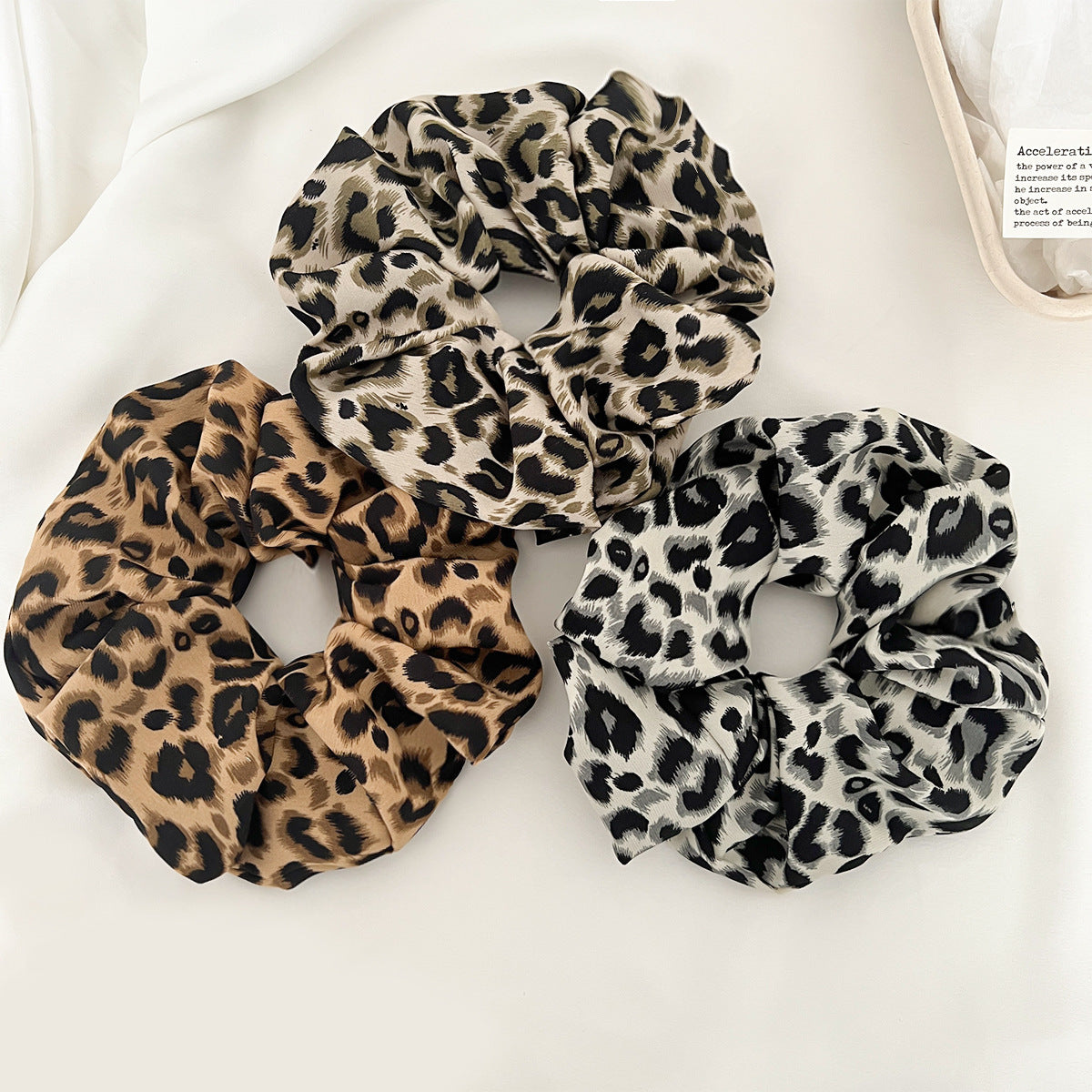 All-matching Graceful Leopard Print Large Intestine Hair Ring