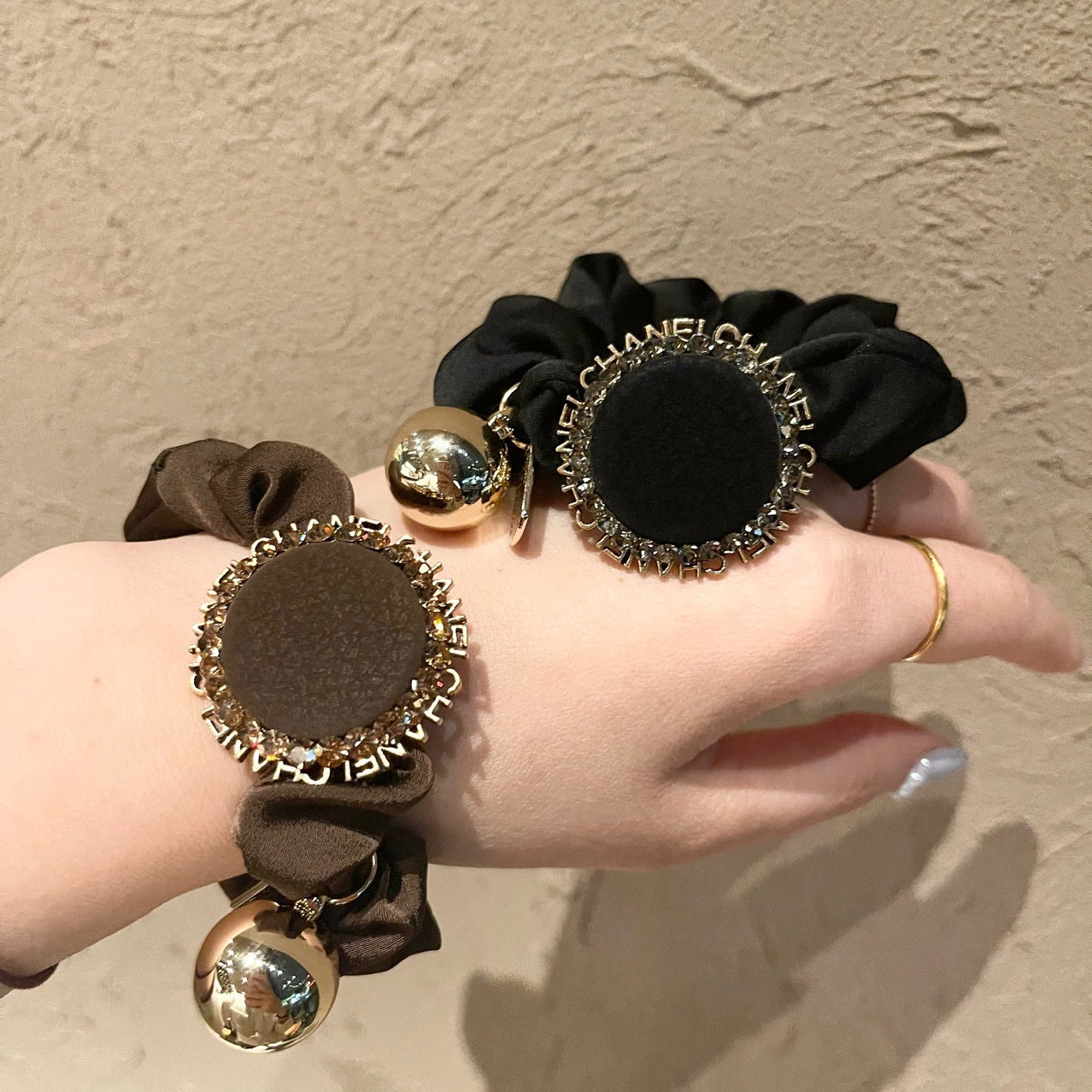 Small Fragrance Leather English Letter Diamond Disc Hair Ring