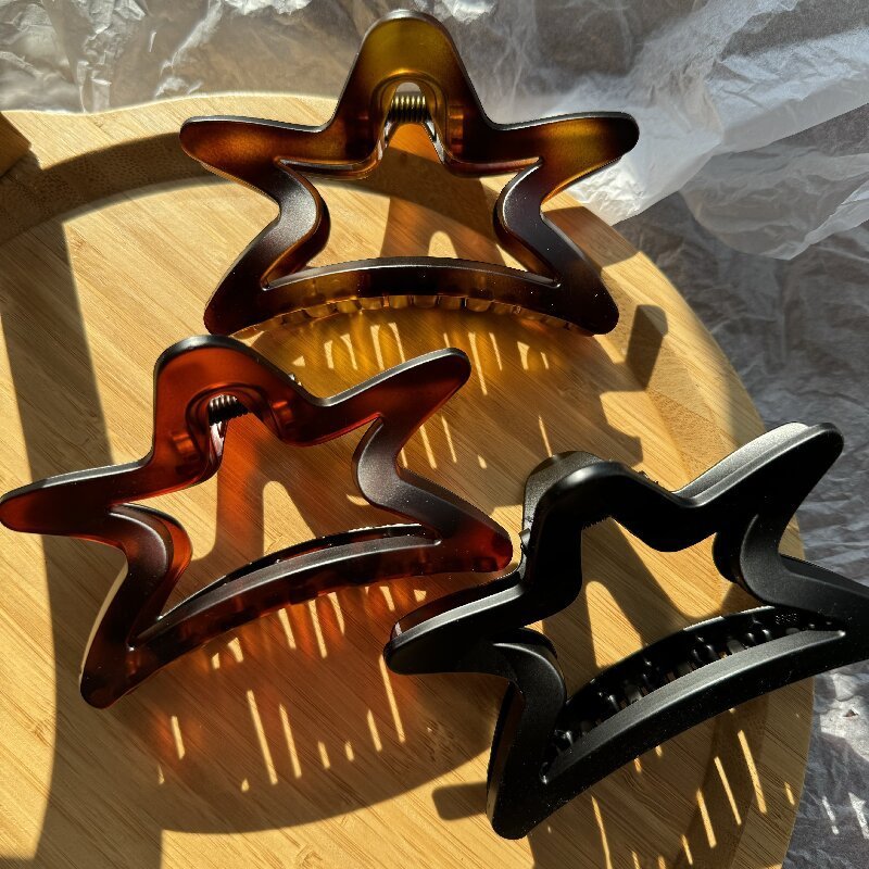 PC Thickened Barrettes Elegant Shark Catch