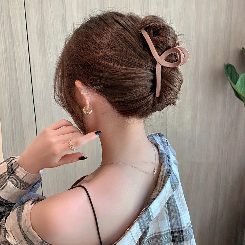 Best Plush Grab Clip Back Head Hair Clip Female Senior Sense Shark