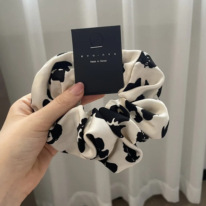 Large Printed Simple Round Edge Large Intestine Hair Ring