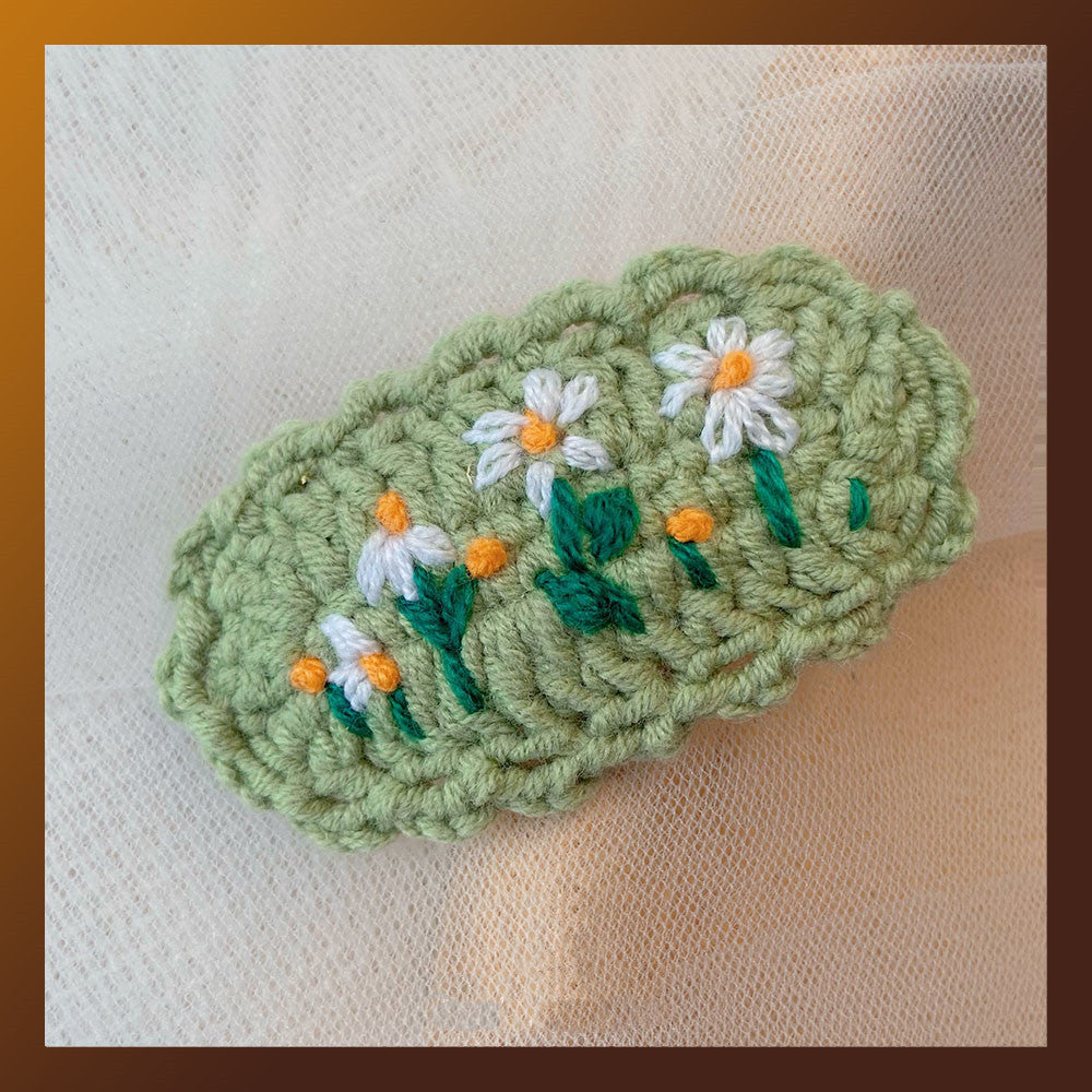Fashion Braided Yarn Three-dimensional Hair Clip