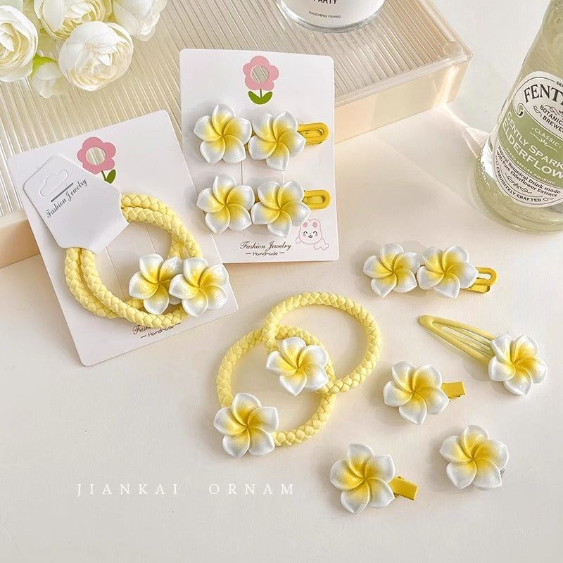 Plumeria Rubra Barrettes Female Side Cute