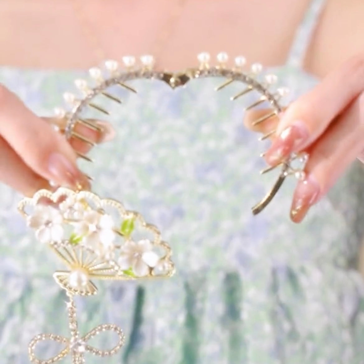 Super Long Tassel Fan Ball Hair Clip