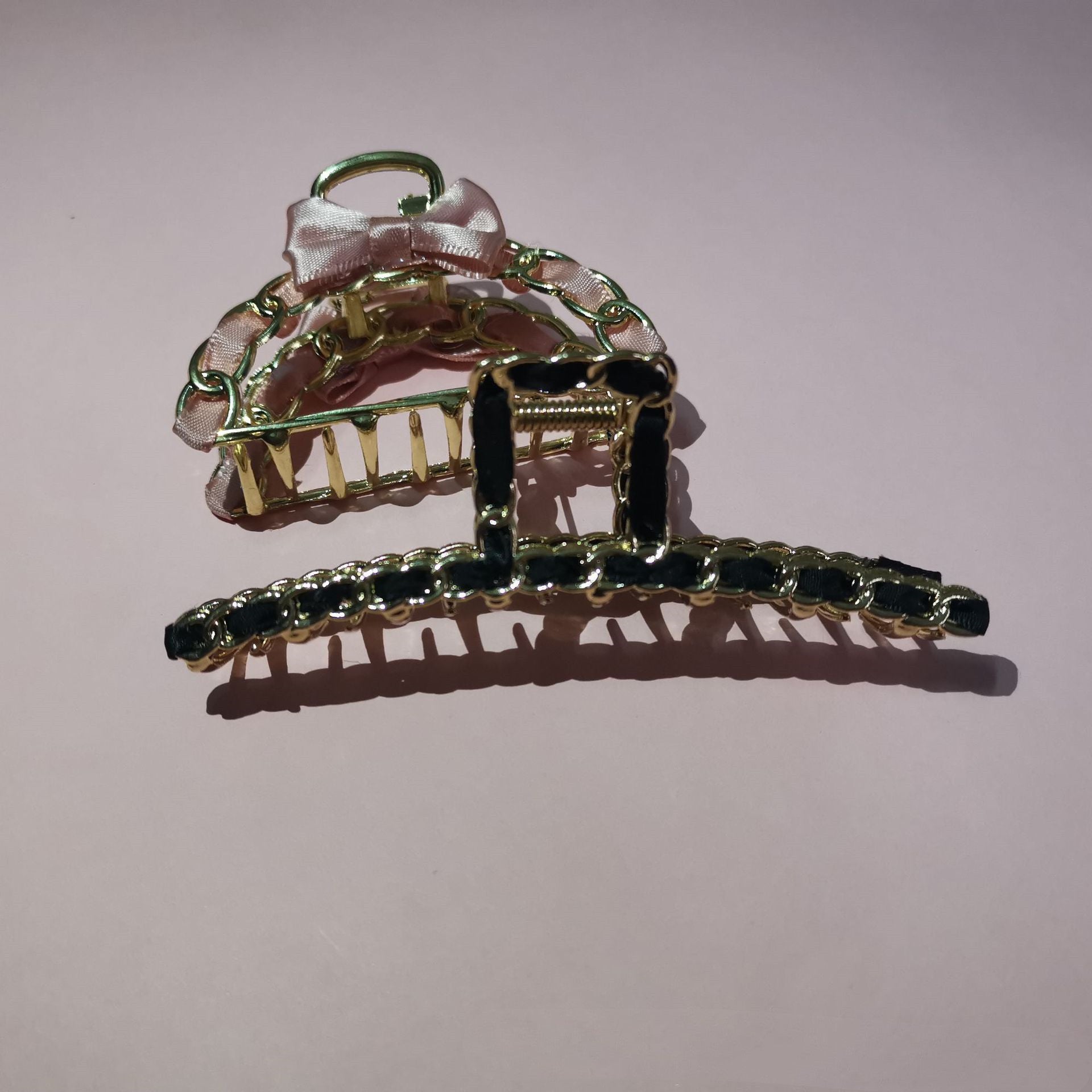 Winding Gripping Geometric Fashion Women's Coiled Shark Hair Clip