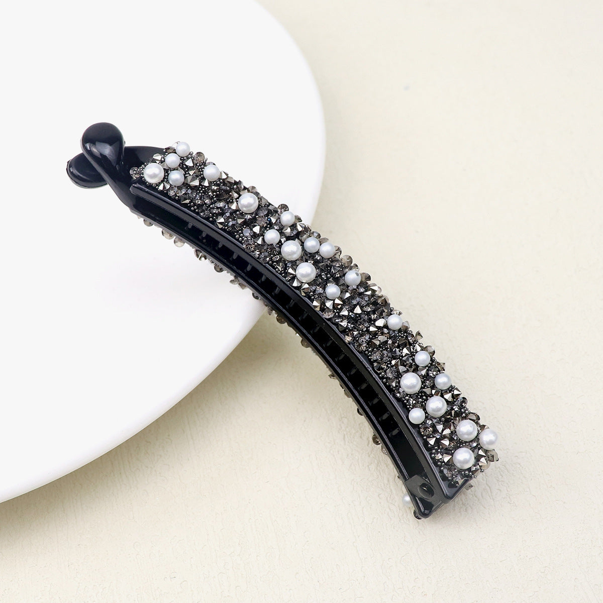 Diamond In The Debris 10cm Banana Clip Pearl Hair Bun