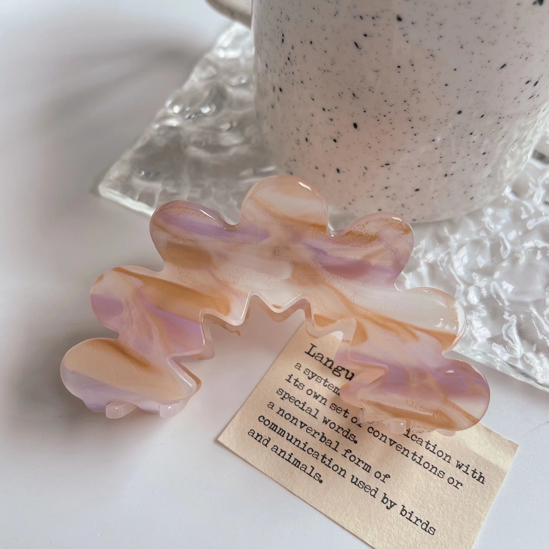 Women's Simple Acetate Wavy Flower Hair Clip