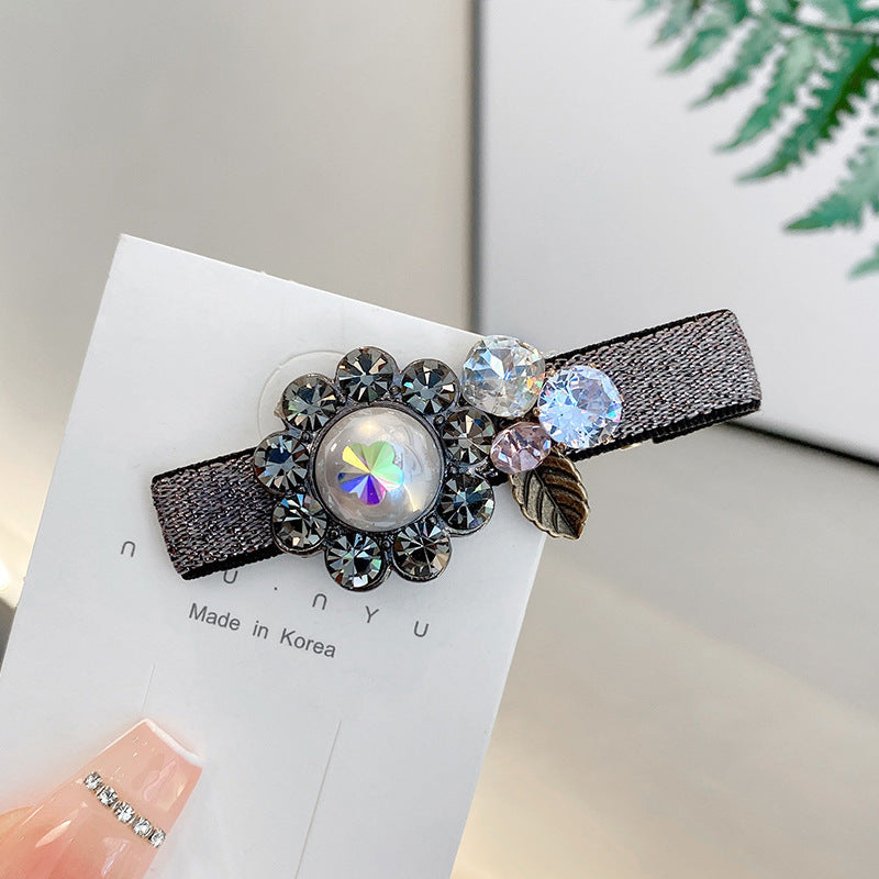 Women's Fashion Rhinestone Bangs Clip Forehead Broken Hair Clip