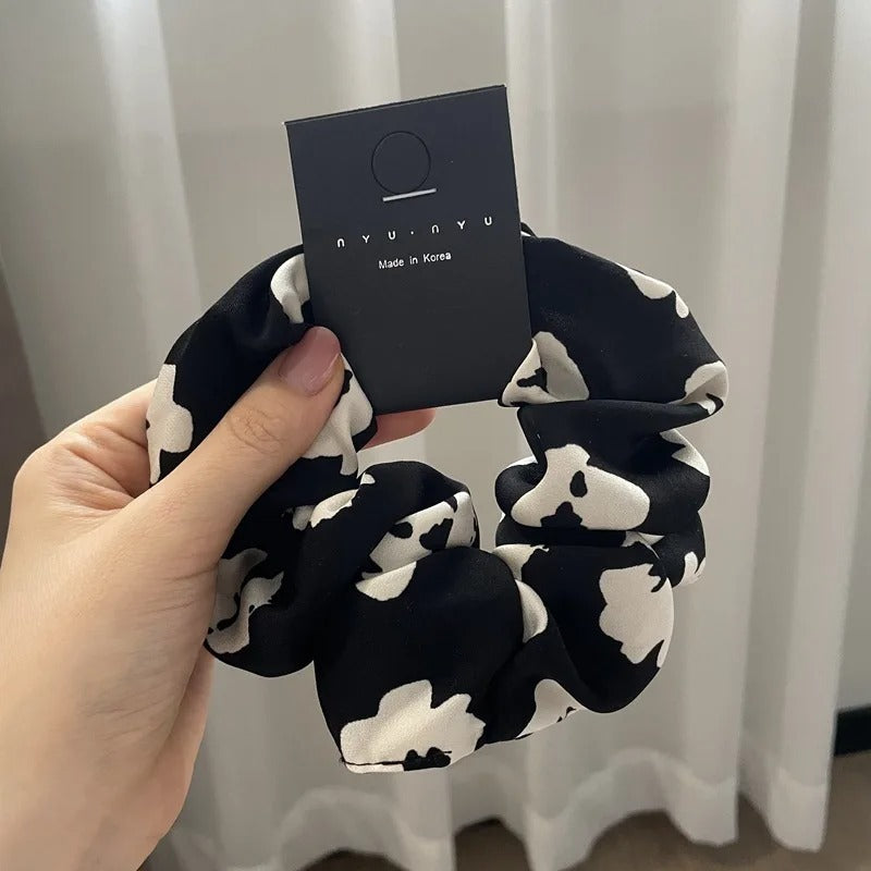 Large Printed Simple Round Edge Large Intestine Hair Ring