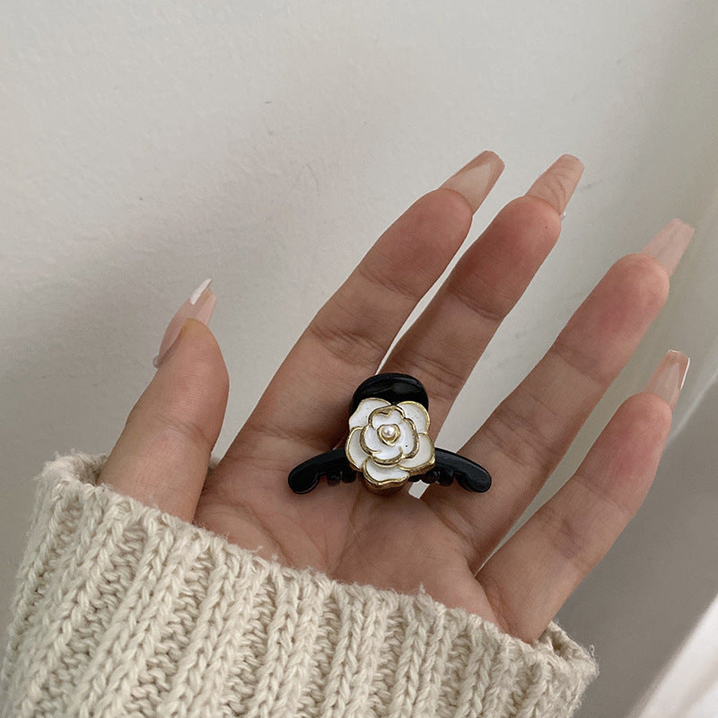 Dripping Oil Camellia Trumpet Bangs Side Cropped Hair Clip
