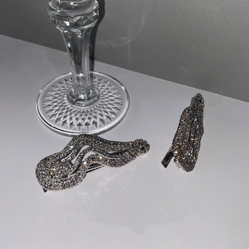 Metal Full Diamond Twisted Hair Clip