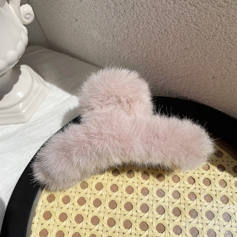 Women's Fashion Simple Plush Hair Clip