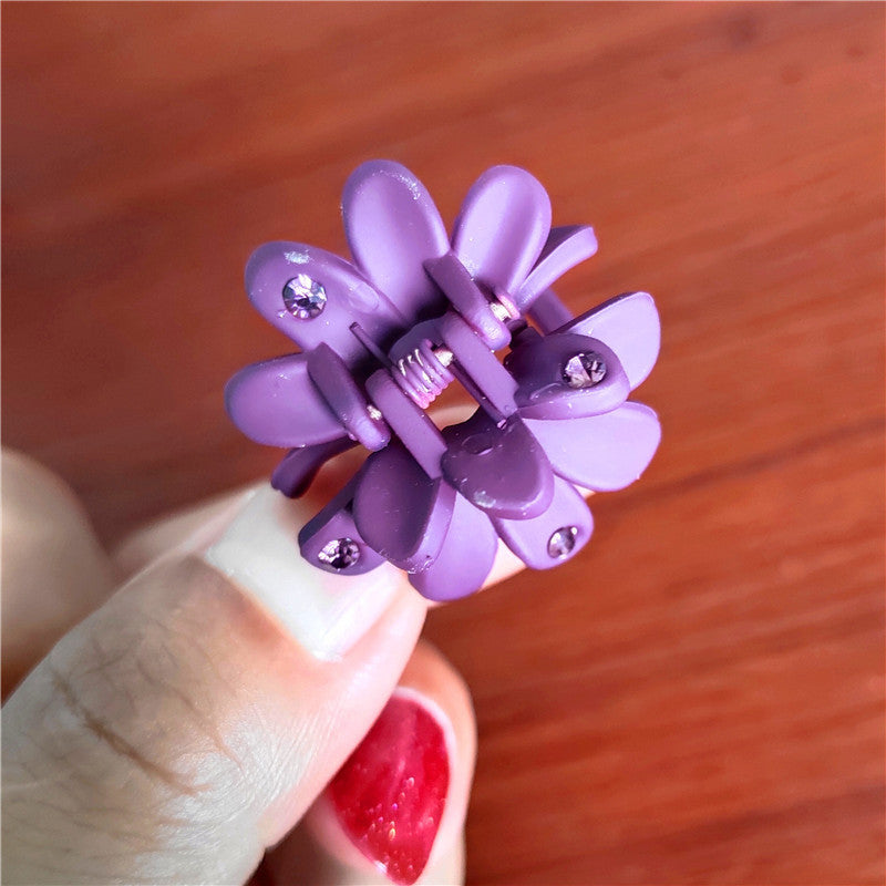 Best Women's Fashionable Temperament Back Head Flower Barrettes