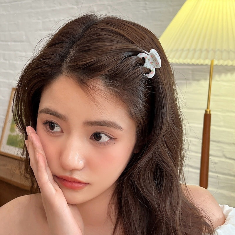 Nice Women's Simple Vintage Print Hair Clip