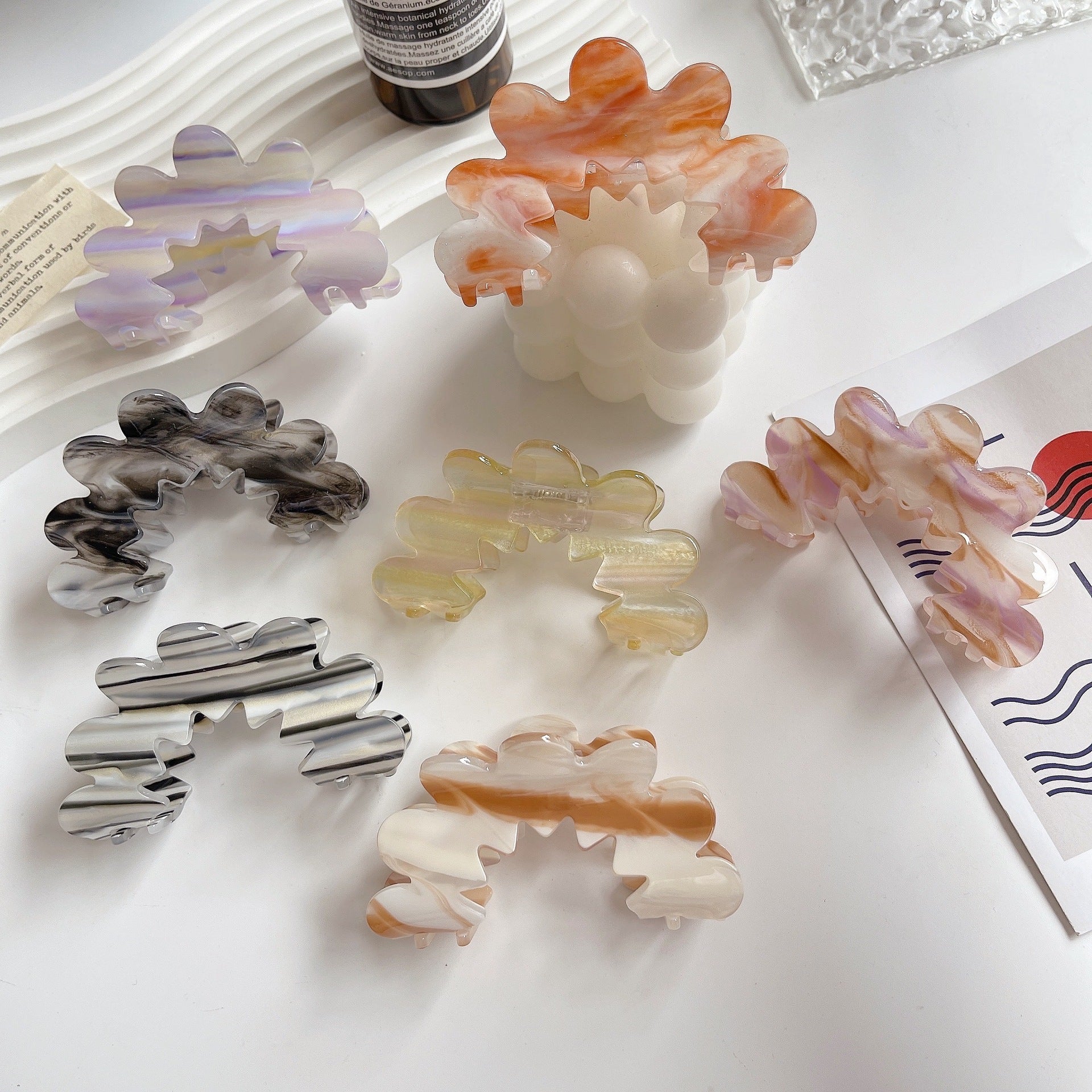 Women's Simple Acetate Wavy Flower Hair Clip